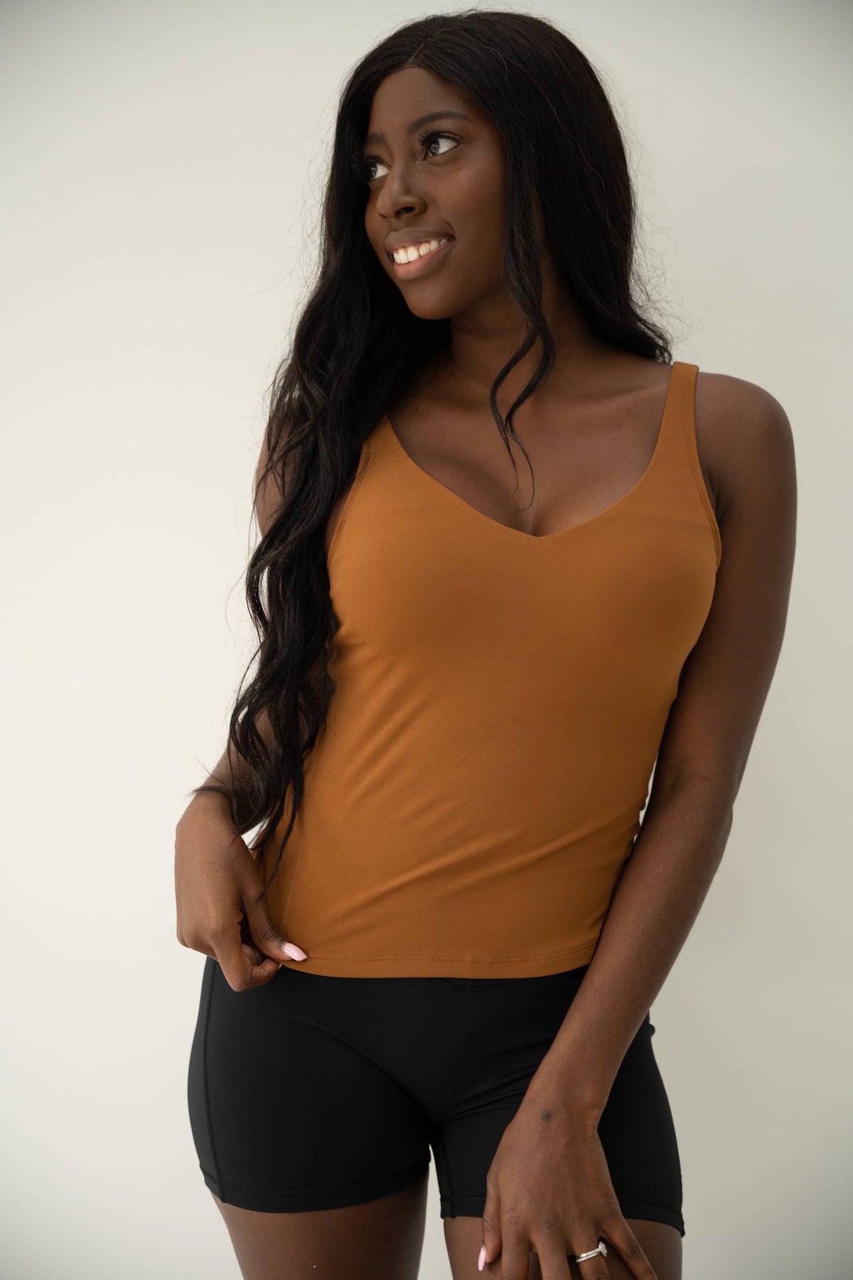FLAWLESS Full-length push-up cami in Brown.
